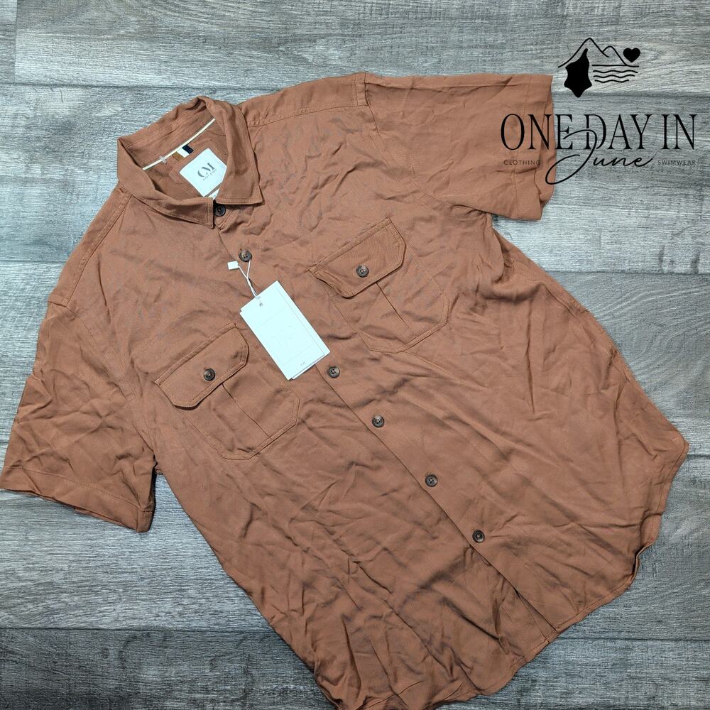 Cactus Man Short Sleeve Button Down Shirt Size S